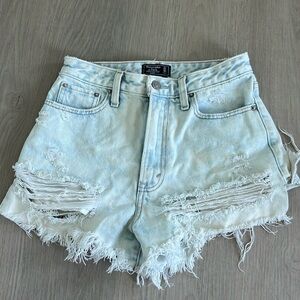 Abercrombie Annie high rise shorts
